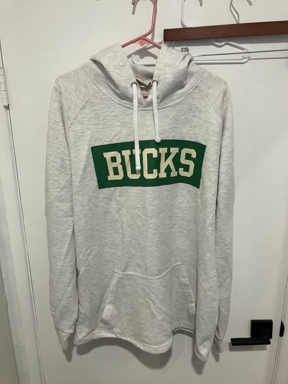 Fanatics Men's Milwaukee Bucks Raglan Tri-Blend Pullover Hoodie, Ash, Size 2XL